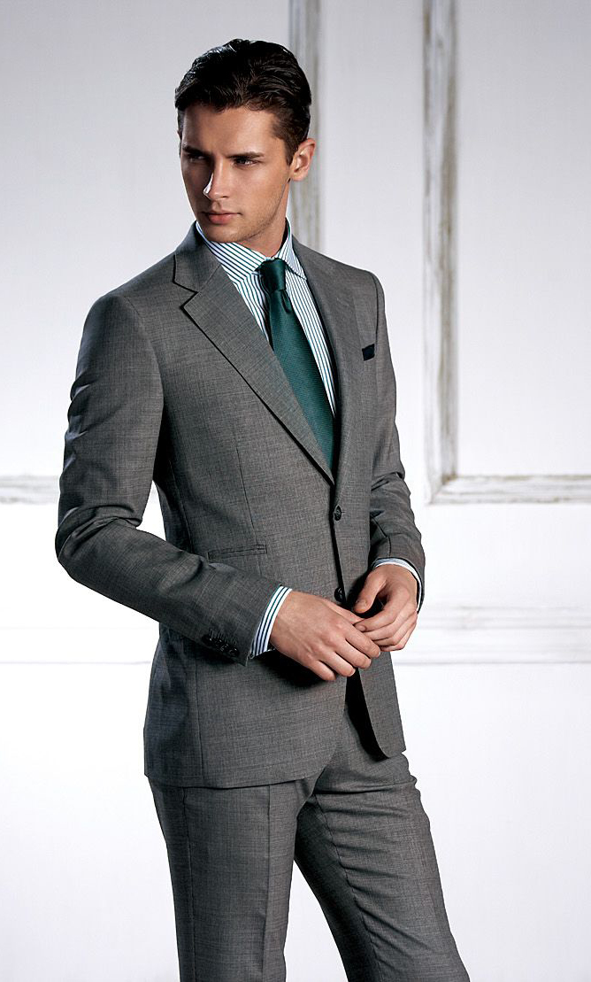 穿定制西服常犯的錯誤以及糾正方法